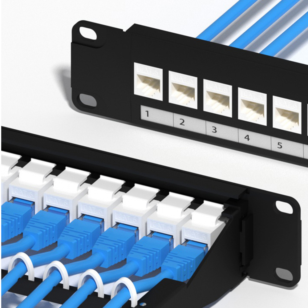 Panneau de brassage en cuivre Ethenet vierge FTP 1U 24 ports avec obturateur et mise à la terre