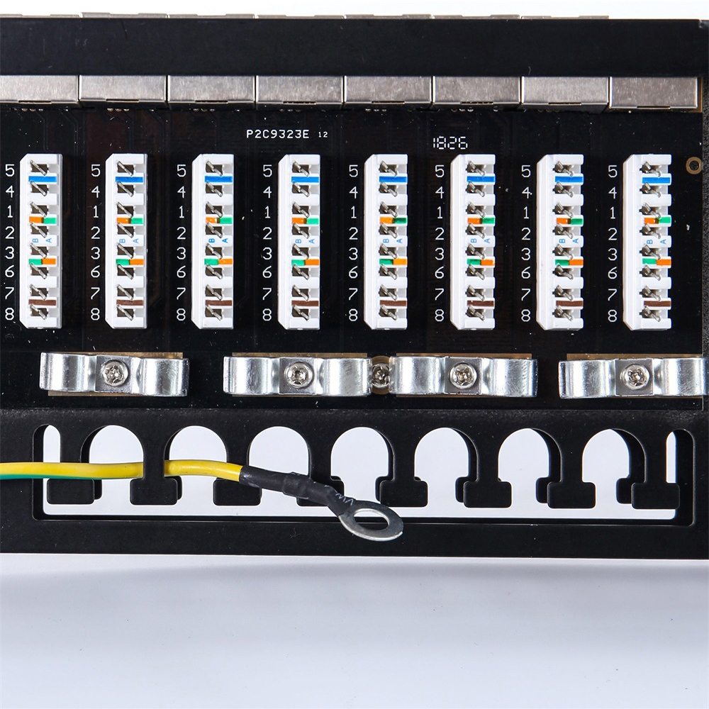 Panneau de brassage Cat6A FTP 48 ports 1U